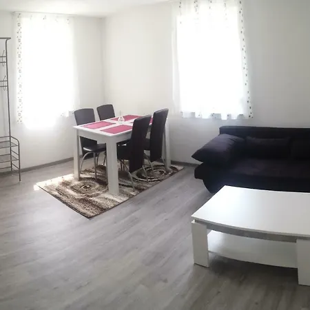 Schnell Apartment *